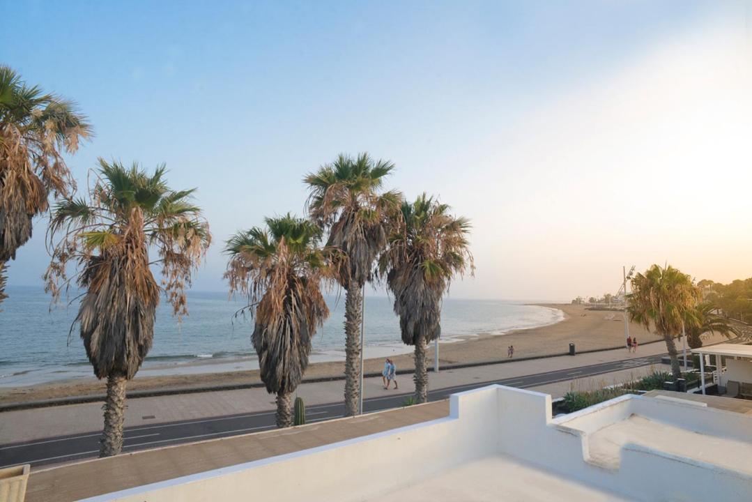 La Casa De La Playa Villa ปูแอร์โตเดลคาร์เมน ภายนอก รูปภาพ